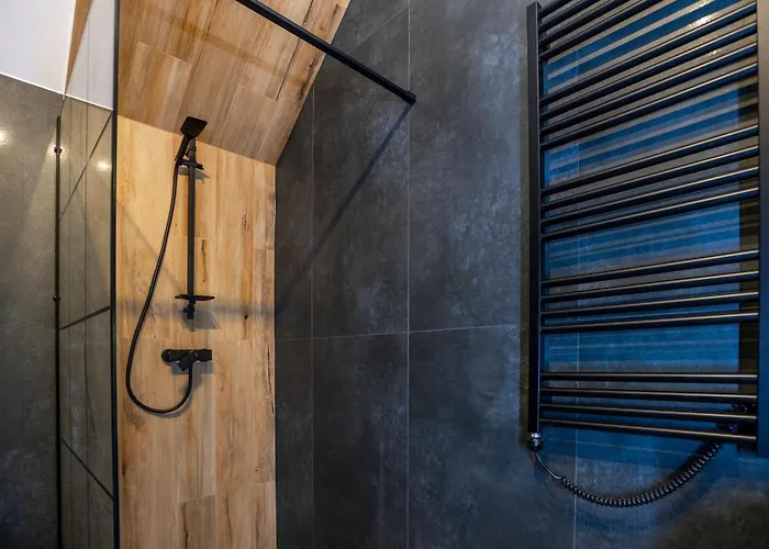 Aparts4u - Kras B307 Z Prywatnym Jacuzzi, Antresola I Widokiem Na Gory *